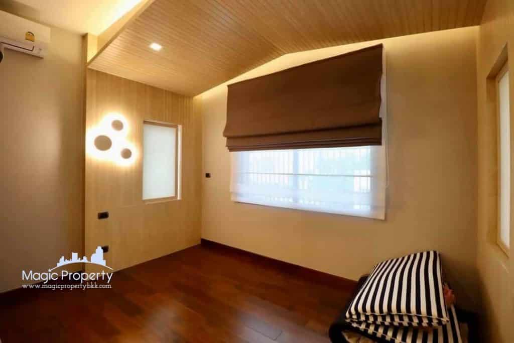 5 Bedrooms Single House For Sale in Perfect Masterpiece Krungthep Kreetha, Khlong Song Ton Nun, Lat Krabang, Bangkok..