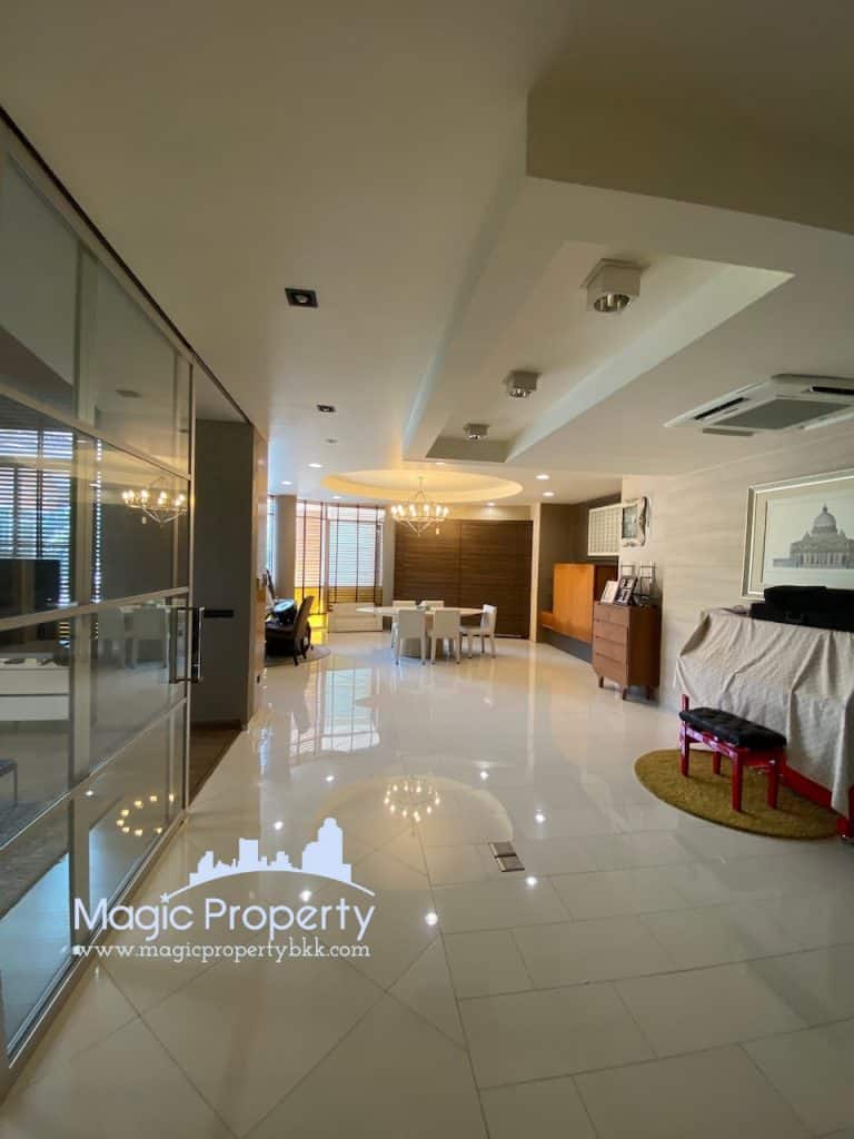 4 Bedrooms Single house For Sale in Windmill Village Bangna-Trad Road - Windmill Village Bangna Golf Course