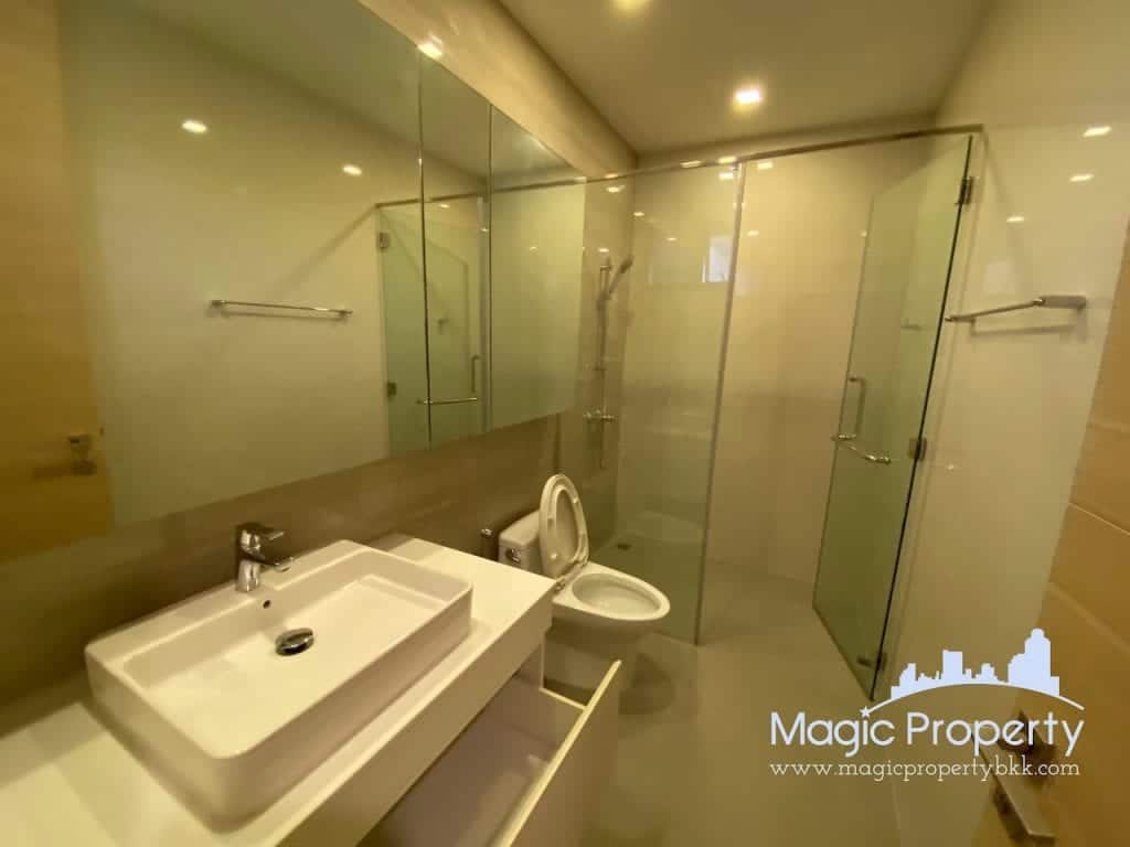 4 Bedrooms Single House For Sale in The Honor Single House Project, Khlong Chaokhunsing, Wang Thonglang, Bangkok 10310