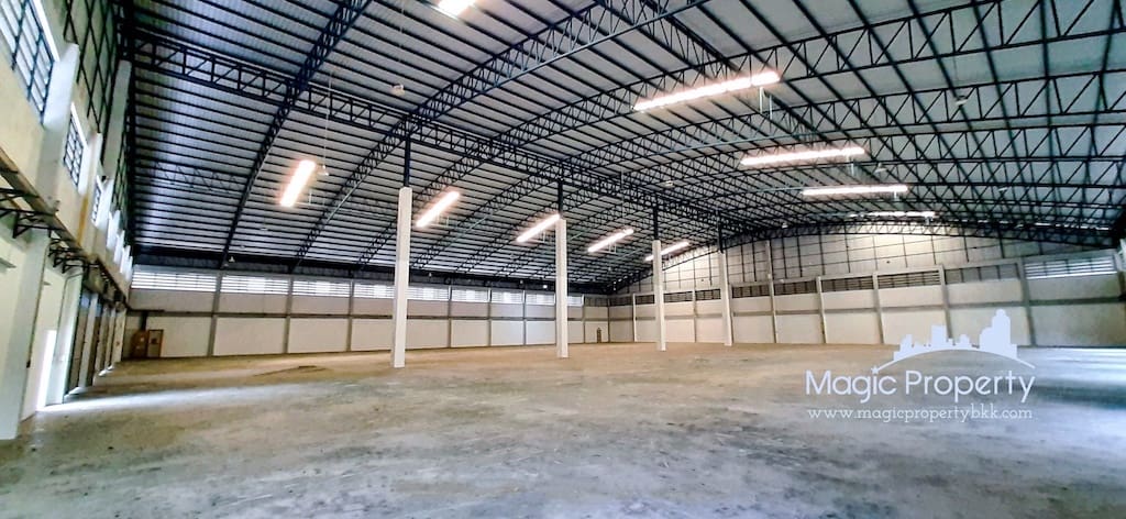 Warehouse For Rent. Located at Bang Phriang, Bang Bo, Samut Prakan 10560. Total Area 3,750 Sq.m. for more details please contact us...