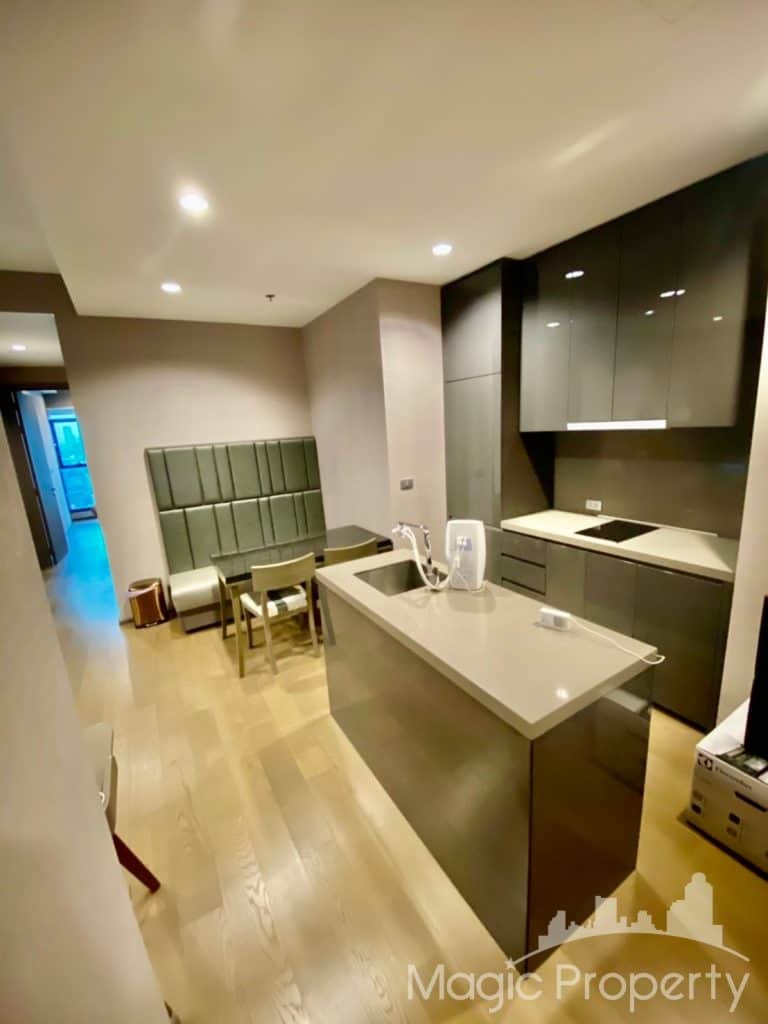 2 Bedroom Condominium For Sale in The Diplomat Sathorn. Located at Sathon road, Silom, Bang Rak, Bangkok 10500. Near BTS Surasak.