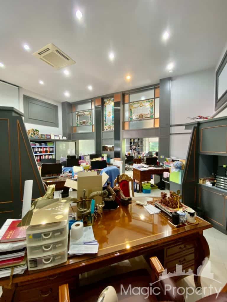 2 Buildings together in Jade Height Sathorn-Rama 3 Home Office / Townhouse For Sale, Yan Nawa Road, Chong Nonsi, Yan Nawa, Bangkok...