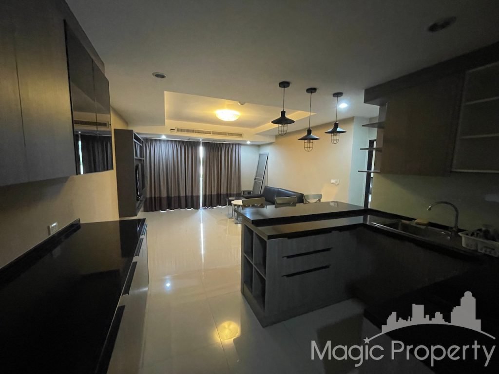 2 Bedroom Condominium For Rent in Baan Sukhumvit 36. Located at Soi Napha Sap 5, Khlong Tan, Khlong Toei, Bangkok 10110. Near BTS Thong Lo...