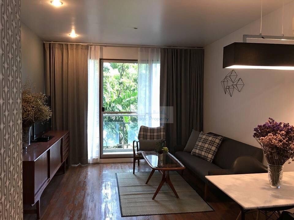 1 Bedroom Condominium For Rent in Von Napa Sukhumvit 38. Located at Sukhumvit 38, Phra Khanong, Khlong Toei, Bangkok 10110...