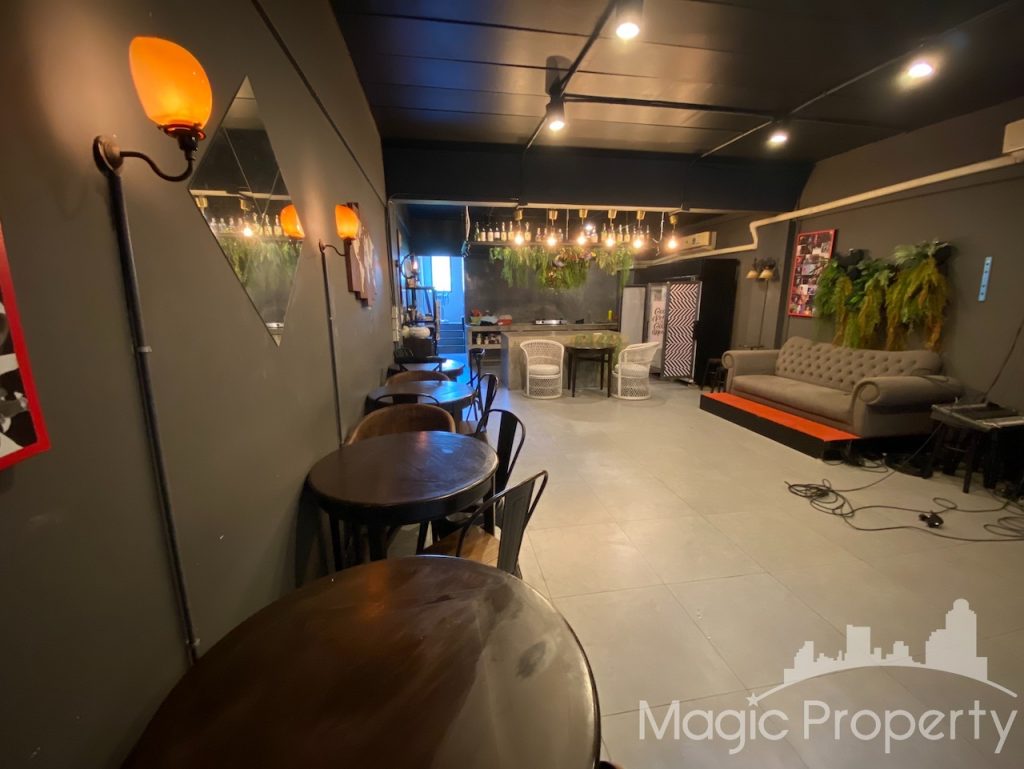 Property Image – Commercial Space For Rent in Park Avenue