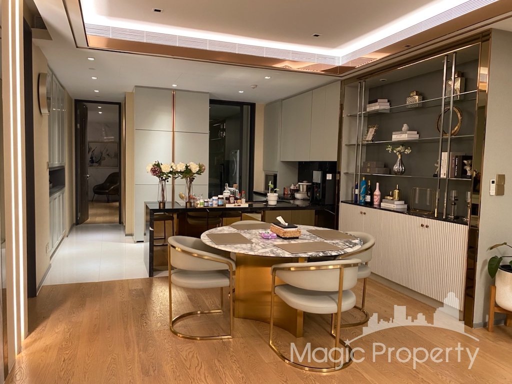 Luxury 3 Bedroom Penthouse For Sale in BEATNIQ Sukhumvit 32 Condominium, Khlong Tan, Khlong Toei, Bangkok..