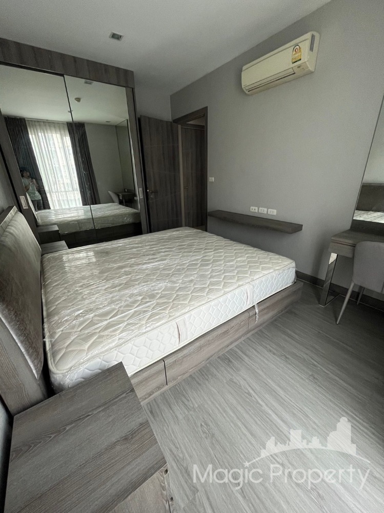 Fully Furnished 2 Bedroom For Rent in Trapezo Sukhumvit 16 Condominium, Sukhumvit Road, khlong Toei, Bangkok 10110.