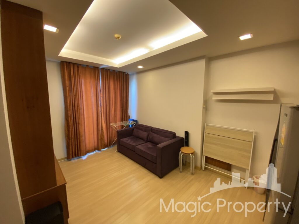 1 Bedroom Condominium For Sale in Thru Thonglor Condominium, New Phetchaburi Road, Bang Kapi, Huai khwang, Bangkok 10310