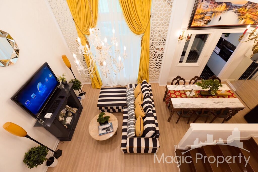 Fully Furnished 3 Bedroom Townhouse For Sale in Crystal Ville, Pradit Manutham 19 Road, Lat Phrao, Bangkok 10230 (MGP1164)