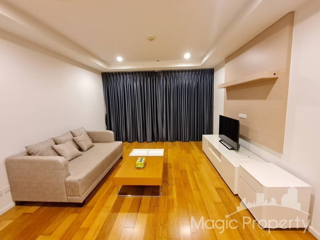 15 Sukhumvit Residences Condominium 3 Bedroom For Sale Property Code MGP1166 3 Bedrooms 2 Bathrooms, Size 137 sqm. Fully furnished Unit with complete appliances, Parking, High Floor. Sale Price 15,900,000.THB