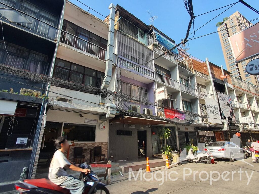3 Floors Commercial Building For Sale in Sukhumvit 69, Phra Khanong Nuea, Watthana, Krung Thep Maha Nakhon 10110... | MGP1179
