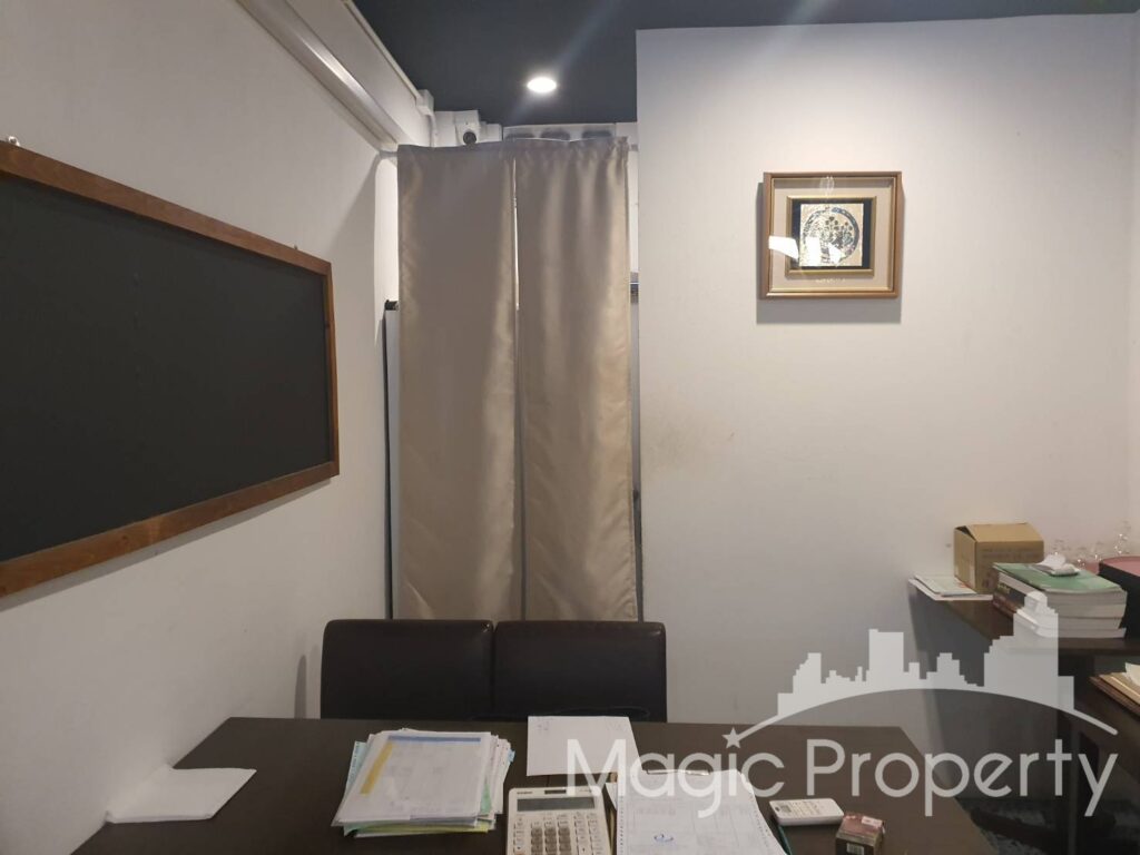 Property Image – Commercial Building for Sale Sukhumvit 69