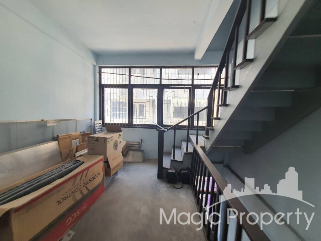 Property Image – Commercial Building for Sale Sukhumvit 69