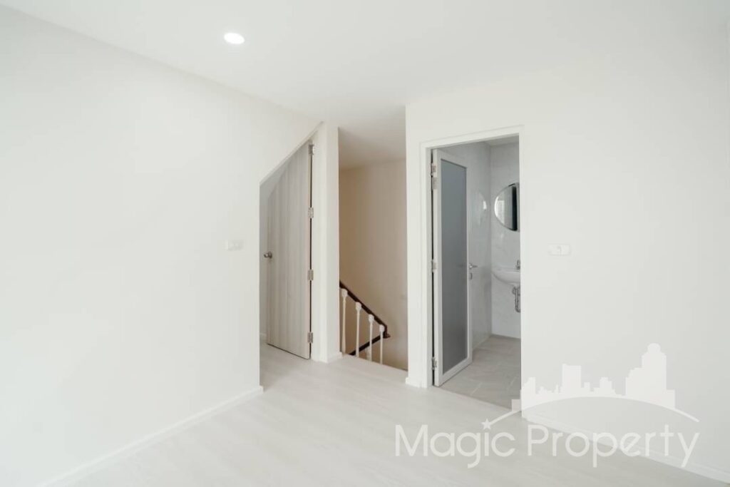 Property Image – Townhouse Soi Sukhumvit 15