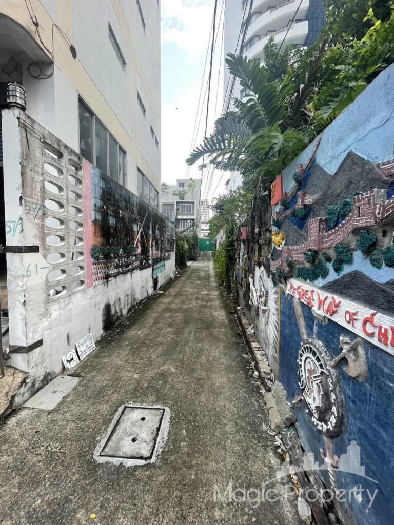 Property Image – 4 Storey Commercial Building Yen Akat