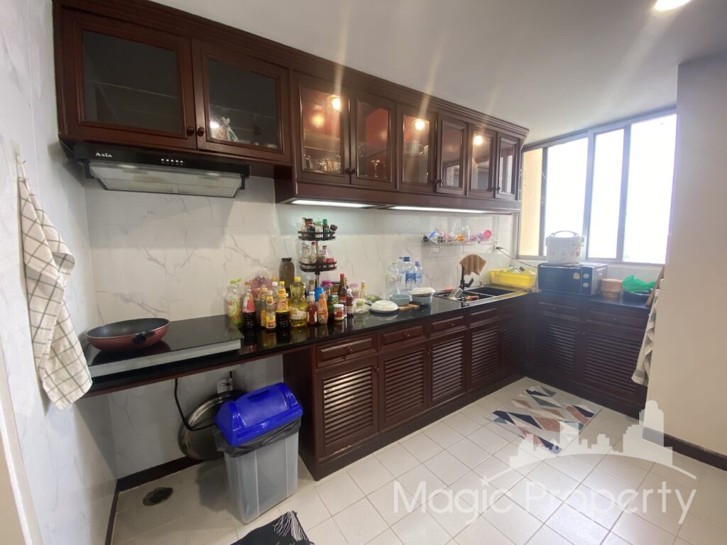 Property Image – Tai Ping Towers