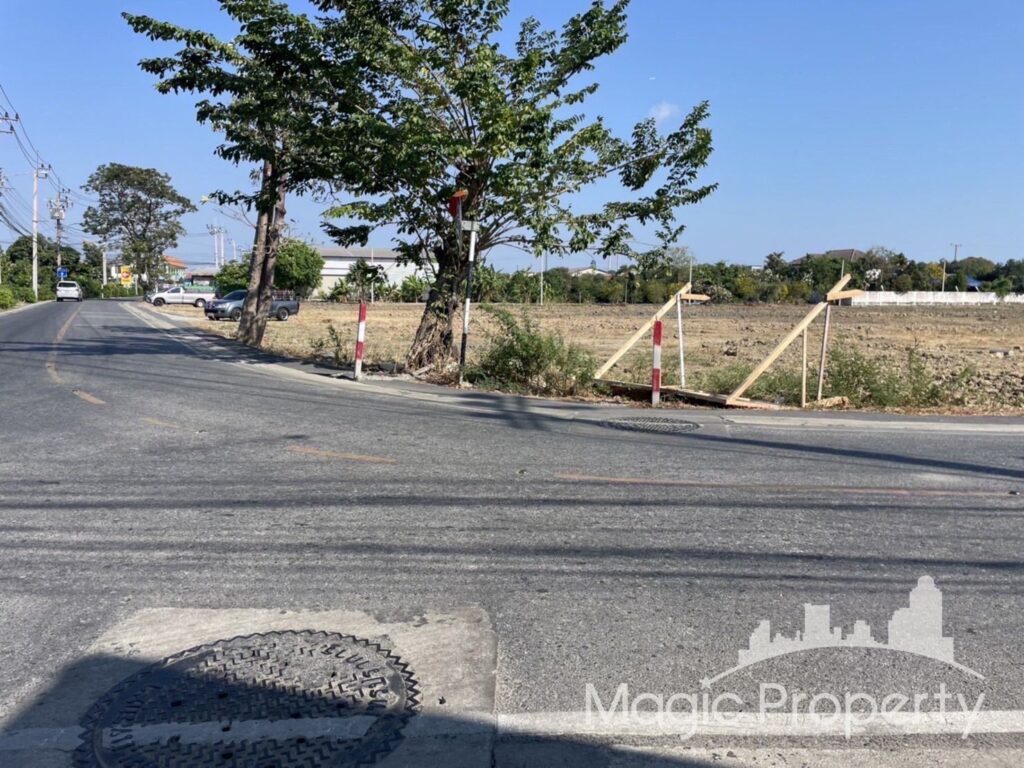 7 Rai Land For Sale on Phraeksa Road, Phraeksa Sub-district, Mueang Samut Prakan District, Samut Prakan 10280...