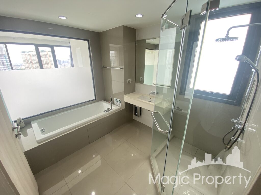 Property Image – Rhythm Sukhumvit 42