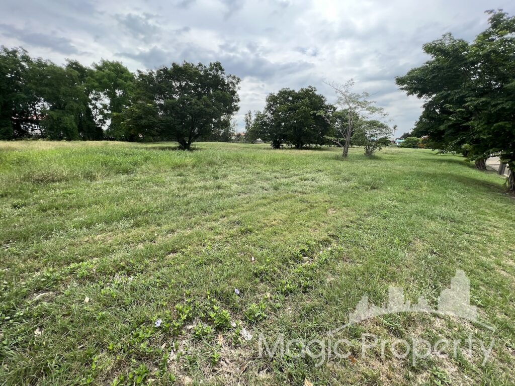Property Image – Land for sale in Windmill Park
