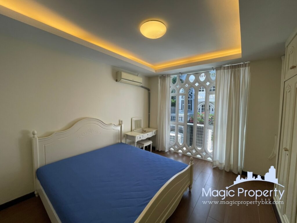 Property Image – Townhouse For Rent in Ekkamai 26