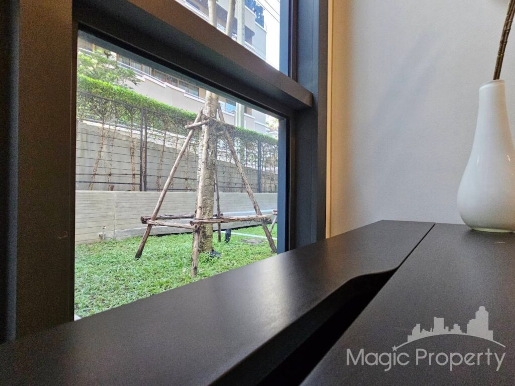 Property Image – Taka Haus Ekkamai 12