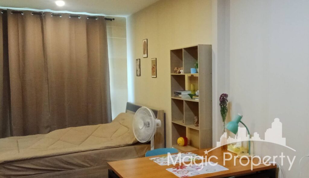 Property Image – Life Asoke Condominium