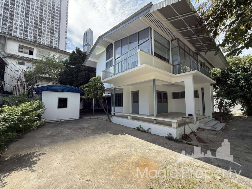 Property Image – House in Sukhumvit 63 (Ekkamai 15) For Rent