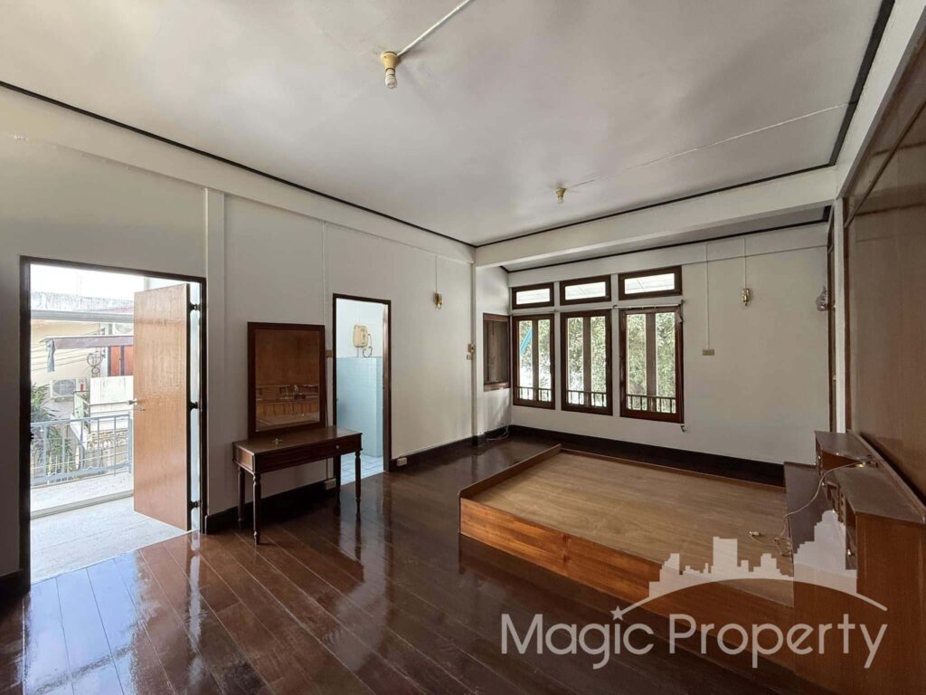 Property Image – House in Sukhumvit 63 (Ekkamai 15) For Rent