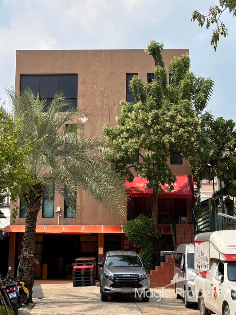 Commercial/Office in Phra Khanong Tai, Bangkok | ฿280,000 | MGP1390 – Photo 2