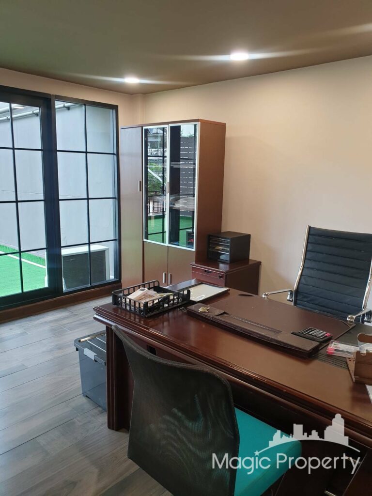 Commercial/Office in Phra Khanong, Bangkok | ฿160,000 | MGP1393 – Photo 5