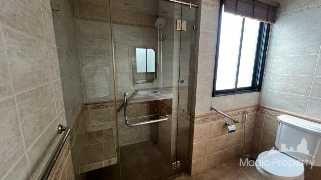 For Rent 5 Bed Townhome in Khlong Tan, Bangkok | ฿225,000/month | MGP1414 – Photo 33