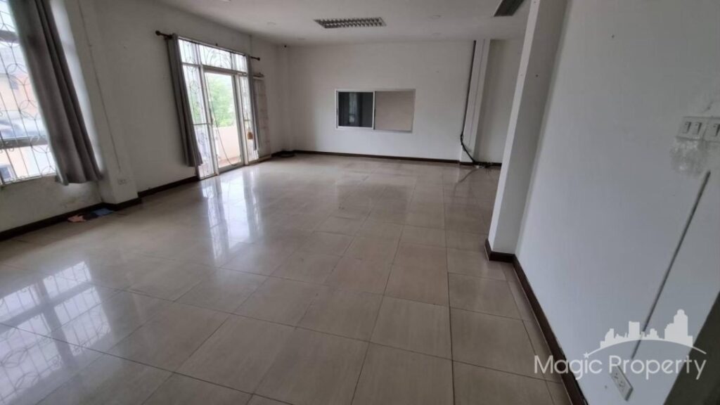 Commercial/Office in Na Kluea, Samut Prakan | ฿75,000 | MGP1418R – Photo 14
