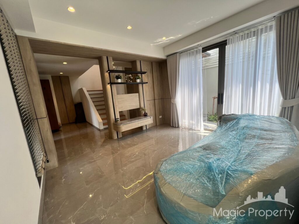 3 Bed Townhome in Artery Thonglor-Sukhumvit, Phra Khanong Tai, Bangkok | ฿180,000 | MGP1455 – Photo 1