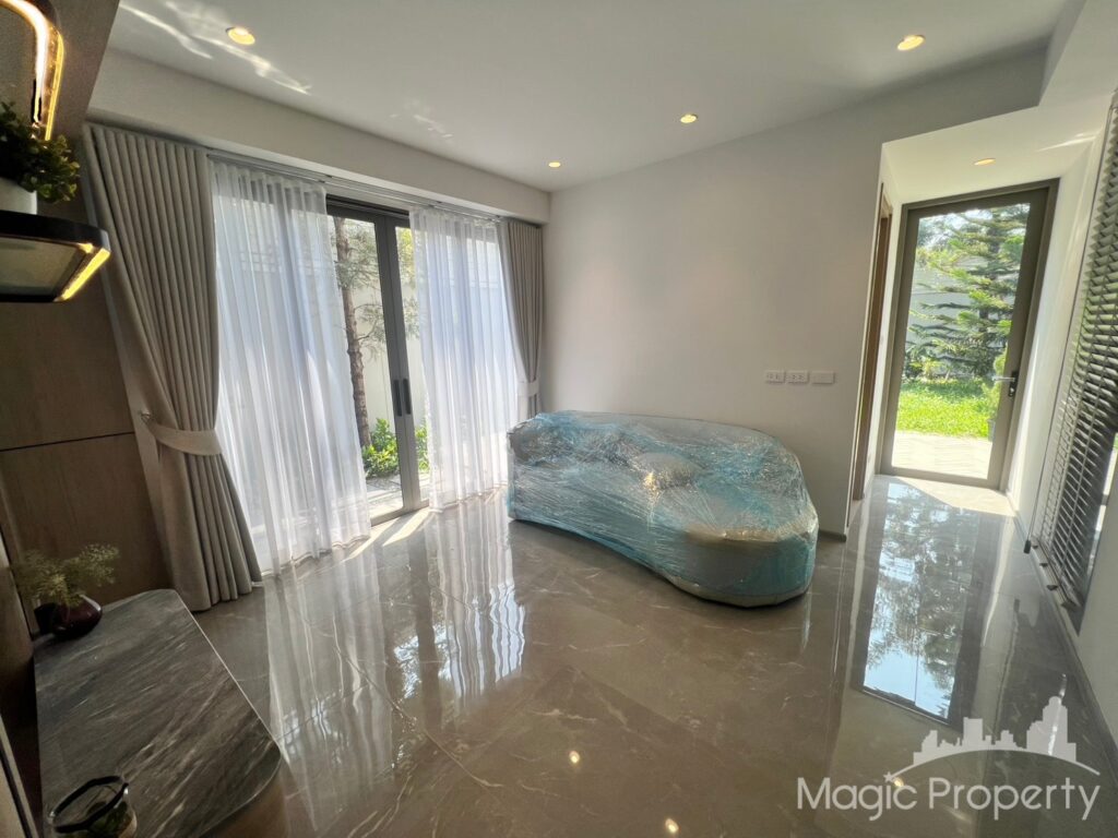 3 Bed Townhome in Artery Thonglor-Sukhumvit, Phra Khanong Tai, Bangkok | ฿180,000 | MGP1455 – Photo 2