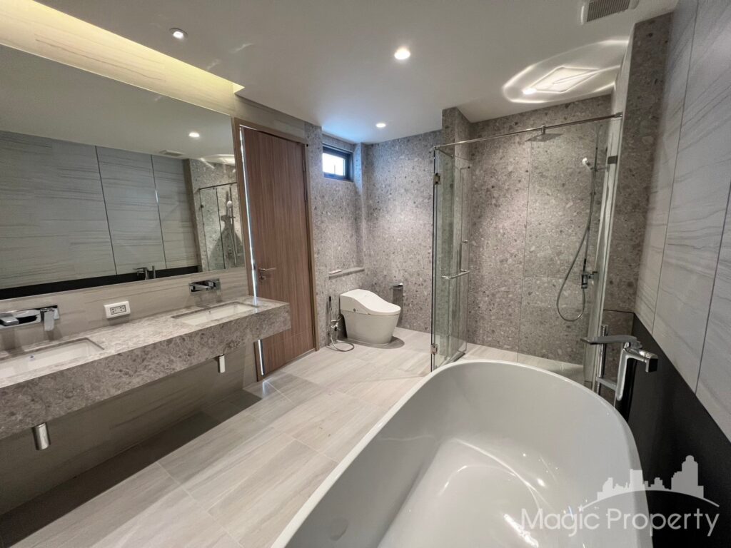 3 Bed Townhome in Artery Thonglor-Sukhumvit, Phra Khanong Tai, Bangkok | ฿180,000 | MGP1455 – Photo 10