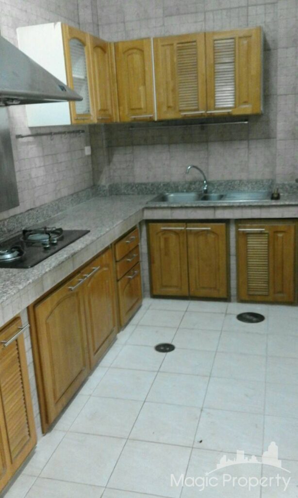 3 Bed Townhome in Baan Klang Muang Rama 9 Soi 43, Suan Luang, Bangkok | ฿30,000 | MGP1483 – Photo 7