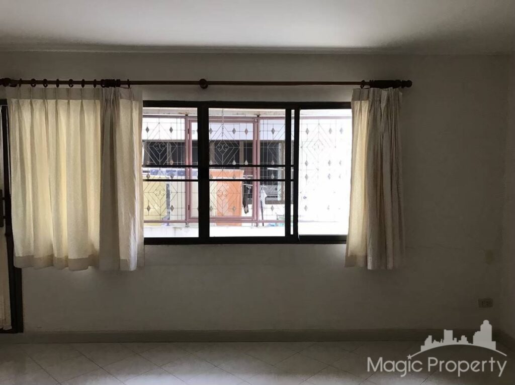 3 Bed Townhome in Baan Klang Muang Rama 9 Soi 43, Suan Luang, Bangkok | ฿30,000 | MGP1483 – Photo 8