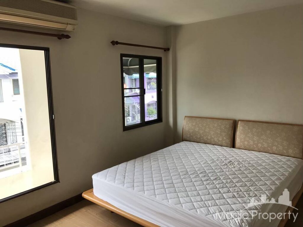 3 Bed Townhome in Baan Klang Muang Rama 9 Soi 43, Suan Luang, Bangkok | ฿30,000 | MGP1483 – Photo 1