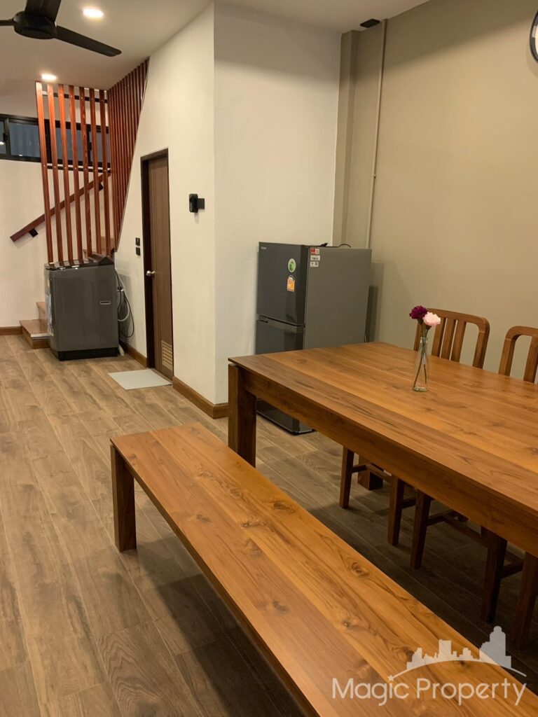 3 Bed Townhome in Bang Sue, Bangkok | ฿40,000 | MGP1484 – Photo 9
