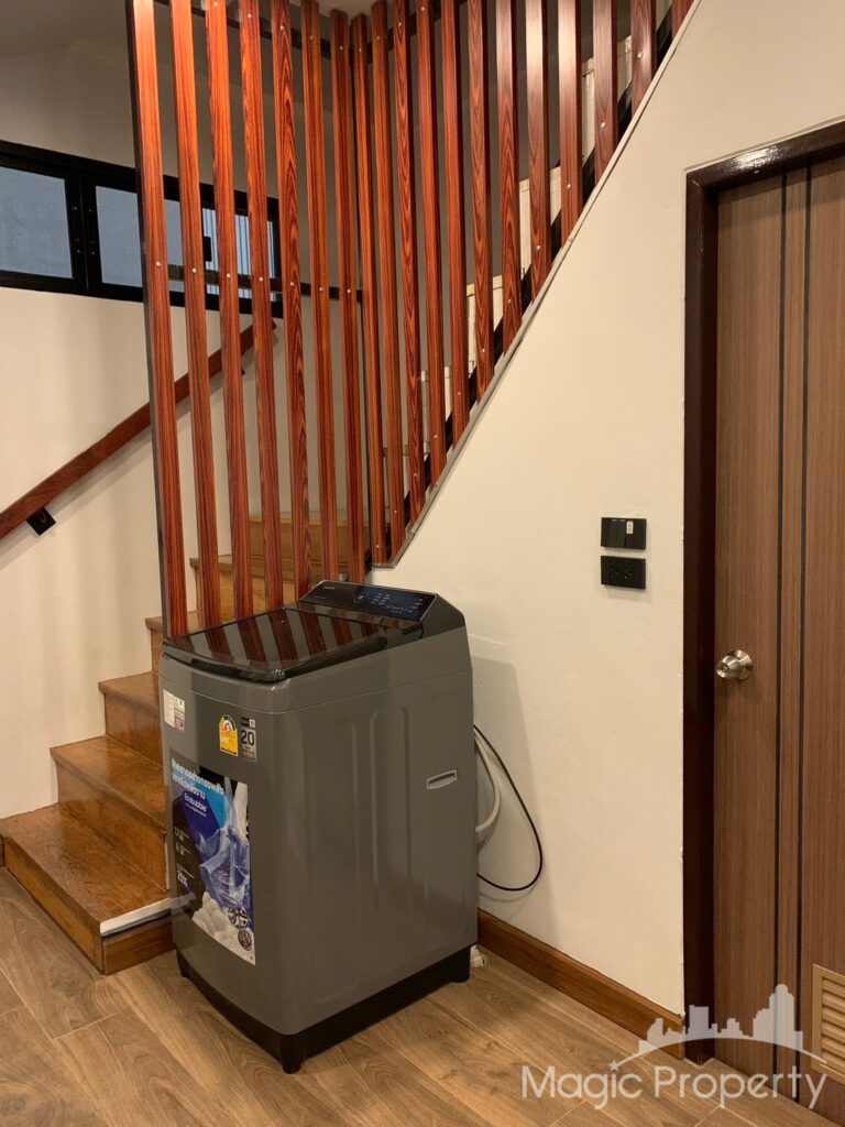 3 Bed Townhome in Bang Sue, Bangkok | ฿40,000 | MGP1484 – Photo 10
