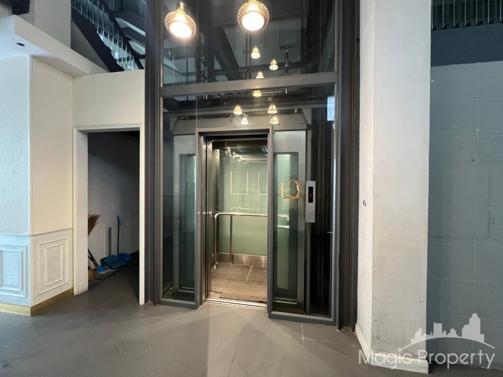 4 Storey Commercial Building For Rent in Thonglor | MGP1485 – Photo 5