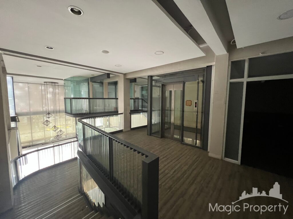 4 Storey Commercial Building For Rent in Thonglor | MGP1485 – Photo 15