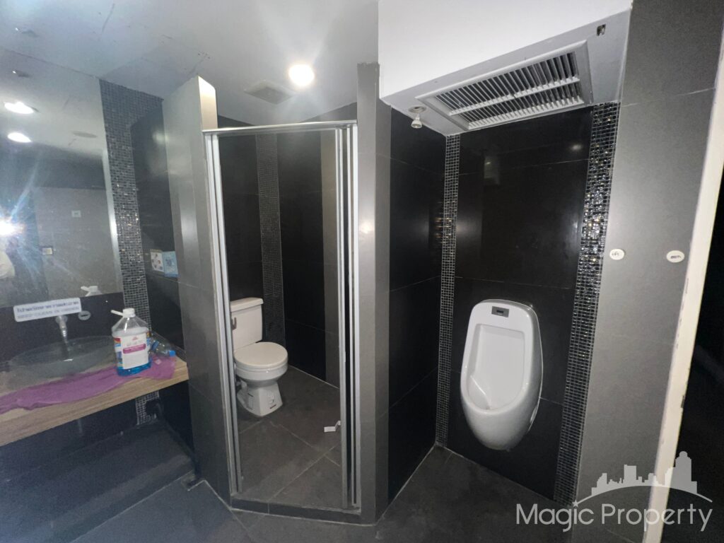 4 Storey Commercial Building For Rent in Thonglor | MGP1485 – Photo 24