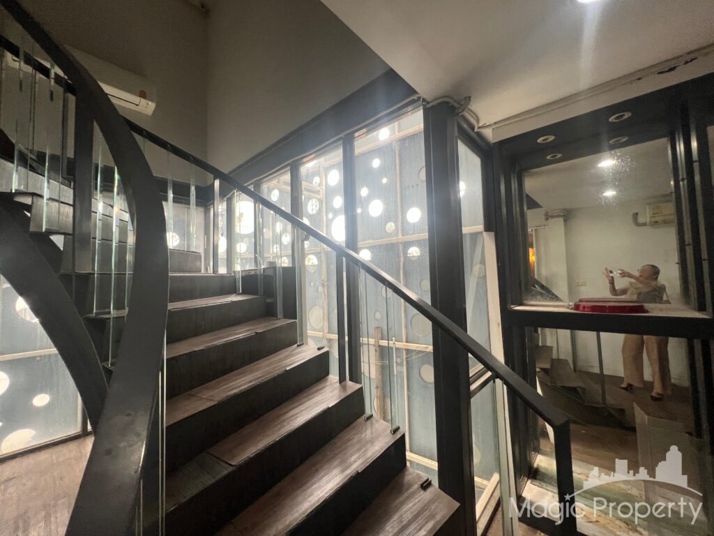 4 Storey Commercial Building For Rent in Thonglor | MGP1485 – Photo 29