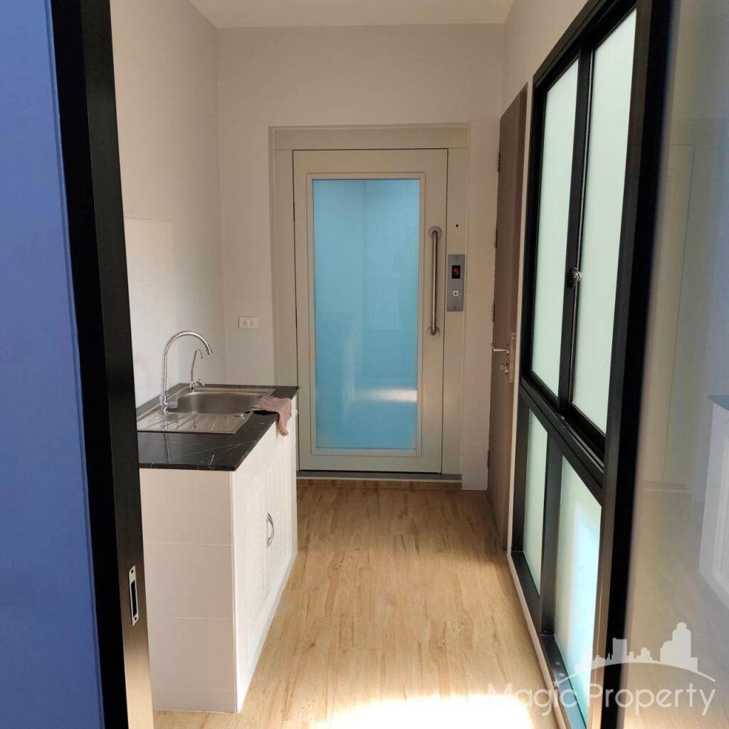 For Sale Commercial/Office in The Pride Sukhumvit 77, On Nut, Bangkok | ฿19,900,000 | MGP1488 – Photo 14