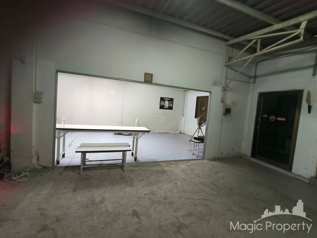 Commercial/Office in Thepharak Road, Samut Prakan | ฿90,000 | MGP1500 – Photo 8