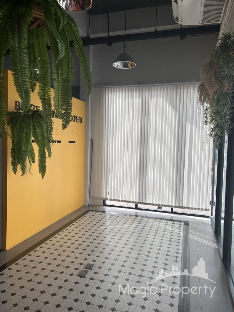 For Rent Commercial/Office in Khlong Tan Nuea, Bangkok | ฿49,000/month | MGP1531 – Photo 4