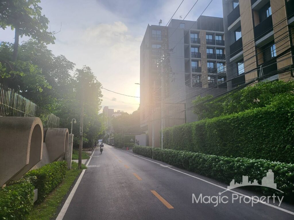 For Sale 2 Bed Condo in Noble Ambience Sukhumvit 42, Phra Khanong, Bangkok | ฿8,000,000 | MGP1542 – Photo 1