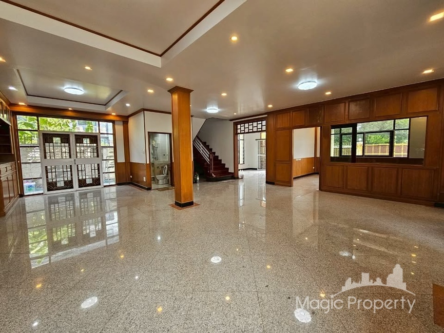 Single House For Rent in Soi Lat Phrao 93