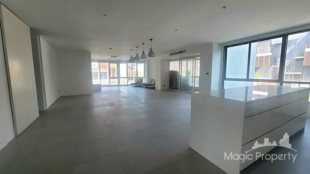 For Sale 3 Bed Condo in Click Condo Sukhumvit 65, Phra Khanong Nuea, Bangkok | ฿13,500,000 | MGP1598 – Photo 2